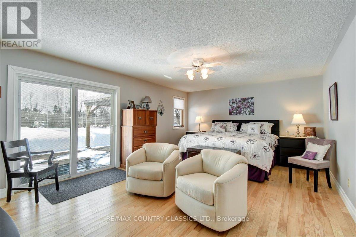 37 Golfview Drive, Bancroft (Bancroft Ward), Ontario  K0L 1C0 - Photo 22 - X12823160