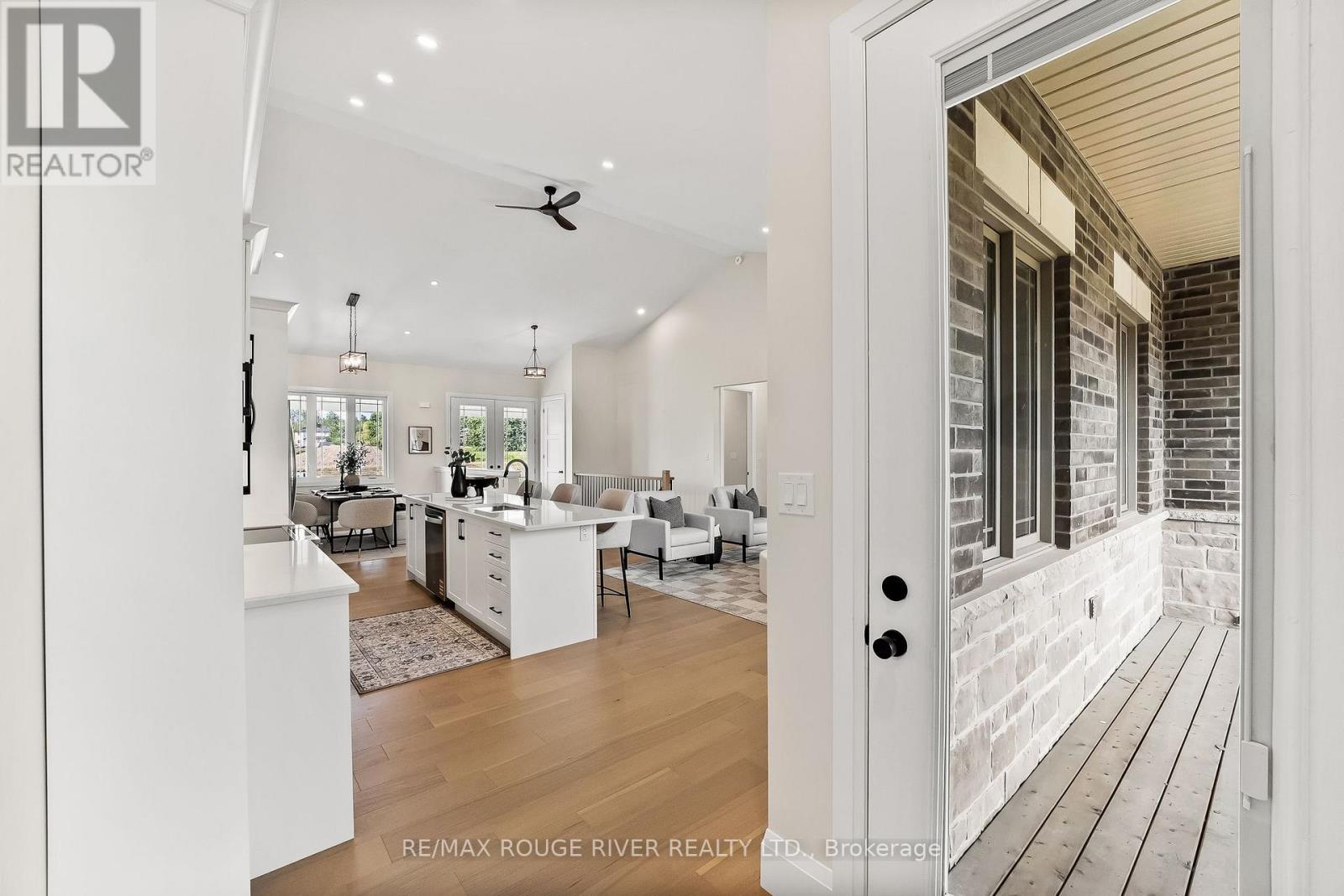 8 Cameron Court, Cavan Monaghan (Cavan Twp), Ontario  L0A 1C0 - Photo 12 - X12823278