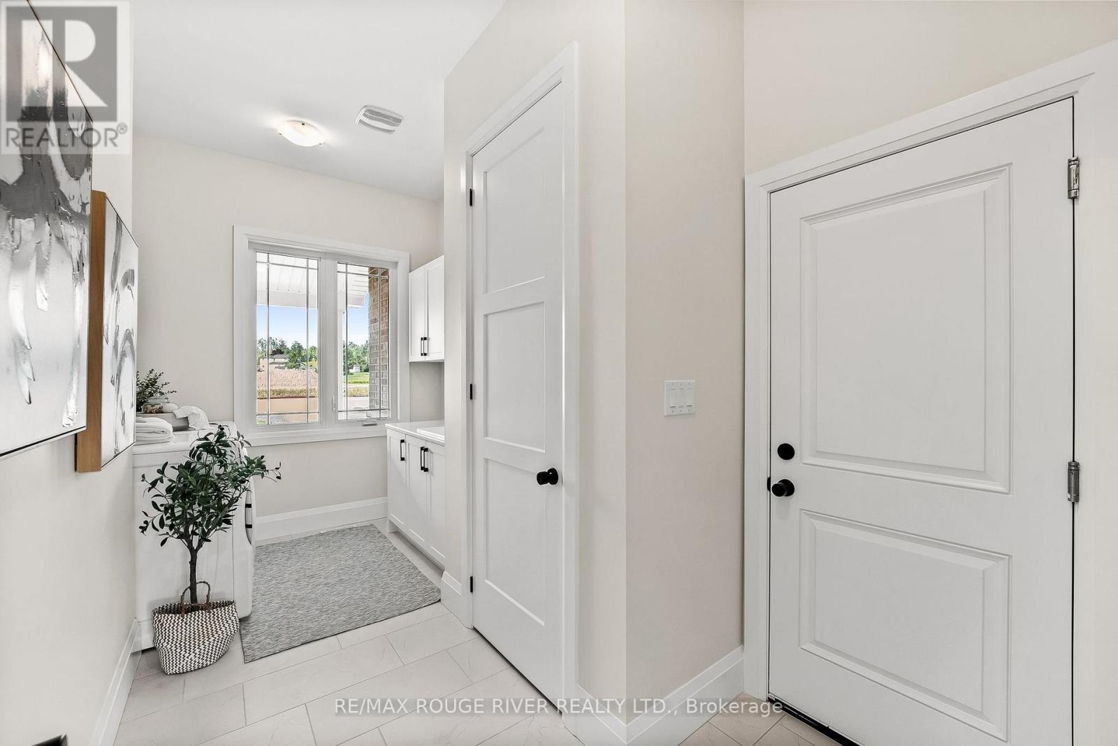 8 Cameron Court, Cavan Monaghan (Cavan Twp), Ontario  L0A 1C0 - Photo 20 - X12823278