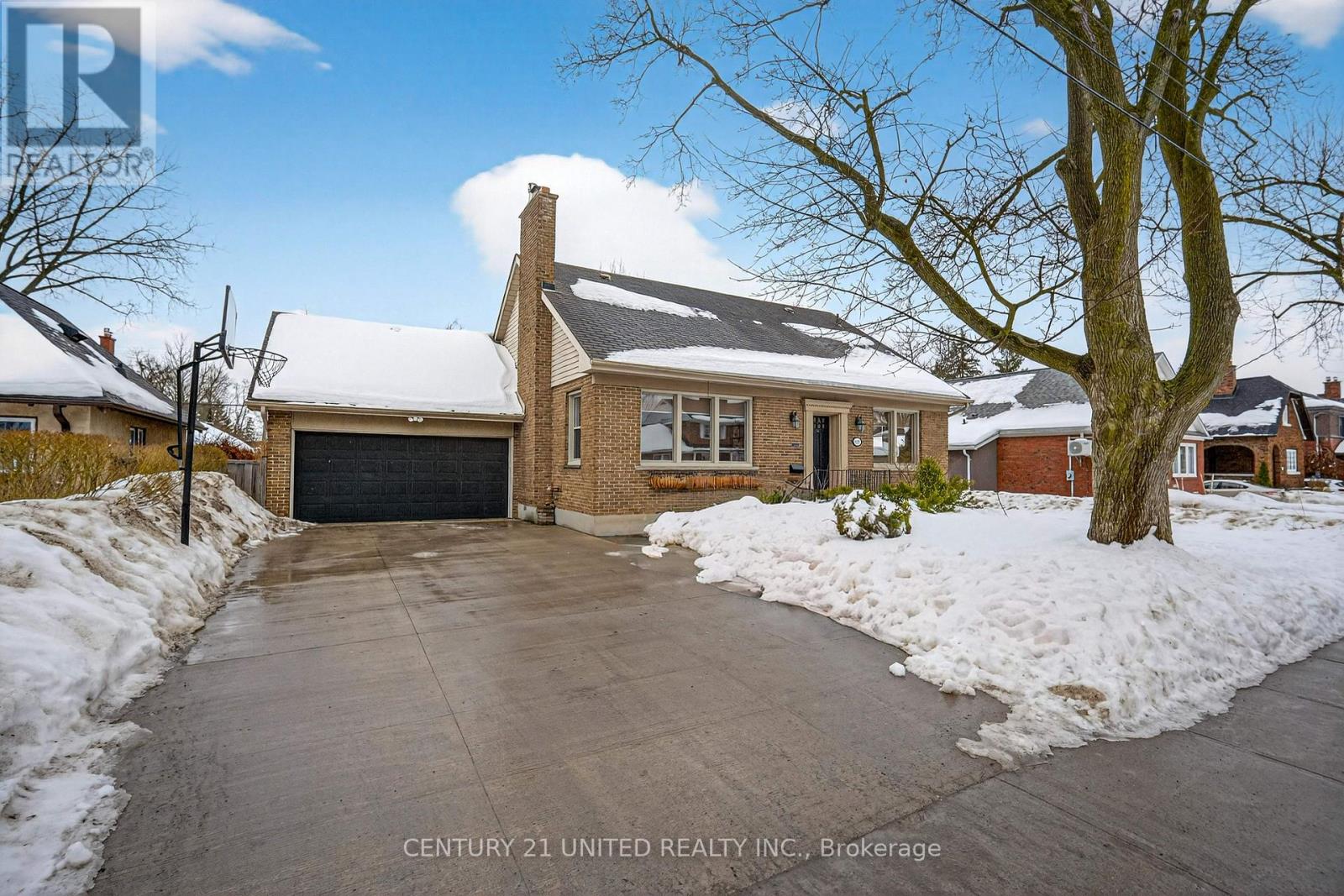 499 HUNTER STREET, peterborough (town ward 3), Ontario