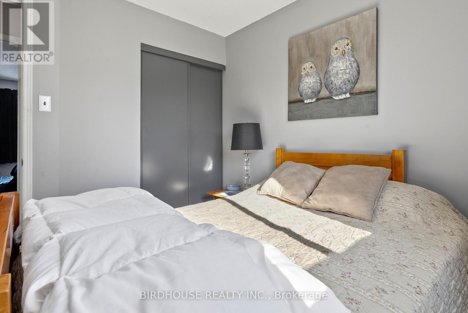 269 St. Joseph Road, Kawartha Lakes (Lindsay), Ontario  K9V 6E3 - Photo 19 - X12823614