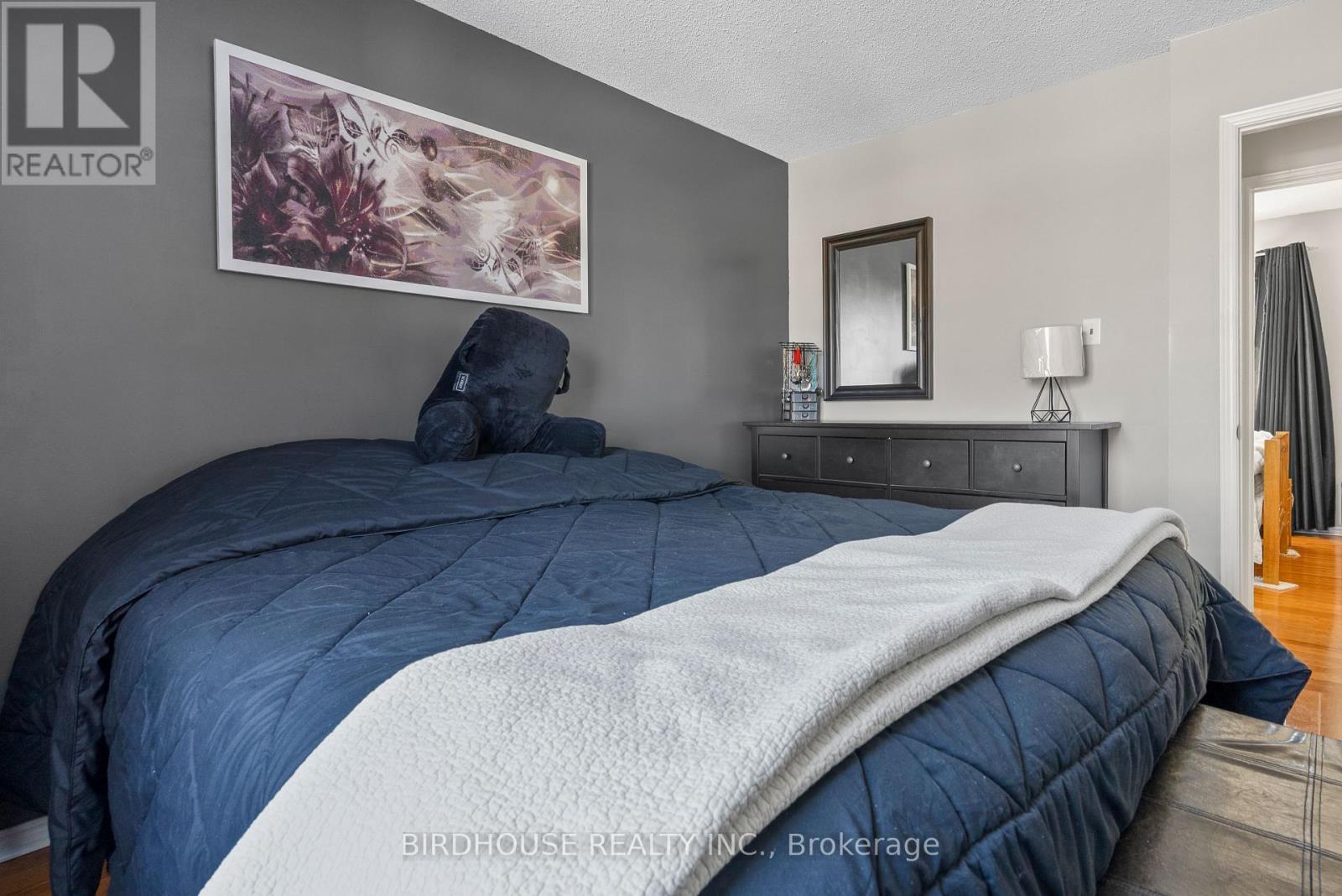 269 St. Joseph Road, Kawartha Lakes (Lindsay), Ontario  K9V 6E3 - Photo 21 - X12823614