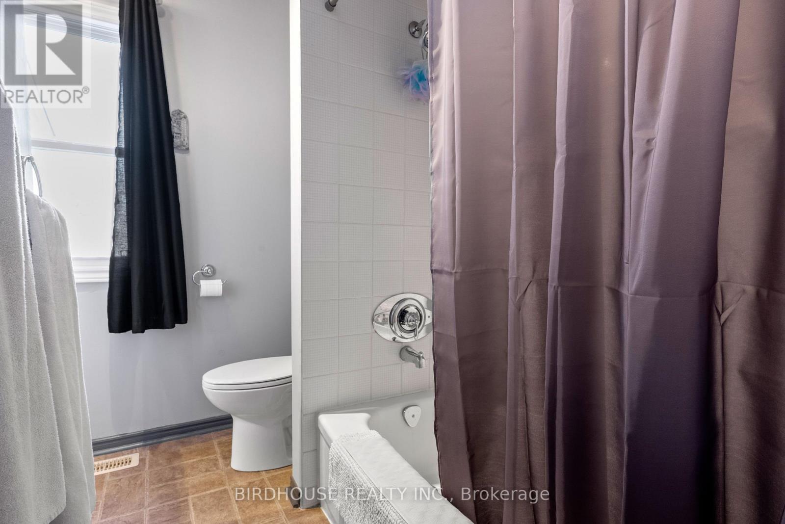 269 St. Joseph Road, Kawartha Lakes (Lindsay), Ontario  K9V 6E3 - Photo 22 - X12823614