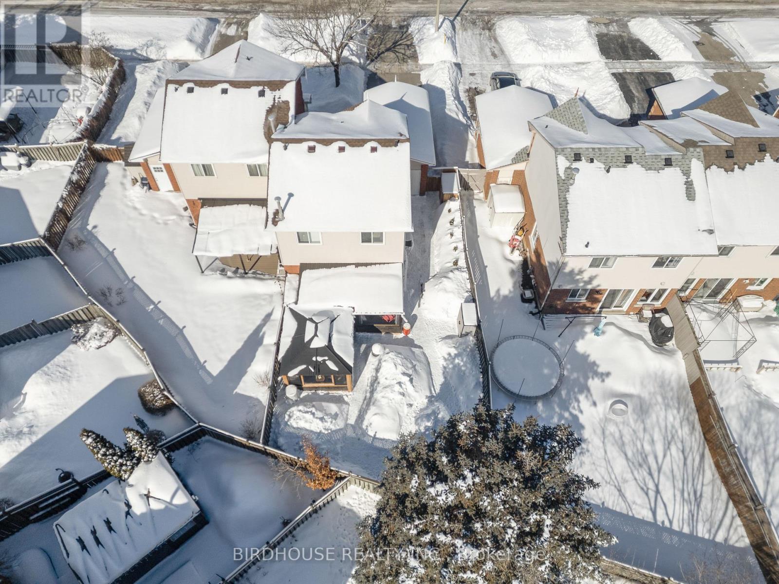 269 St. Joseph Road, Kawartha Lakes (Lindsay), Ontario  K9V 6E3 - Photo 35 - X12823614