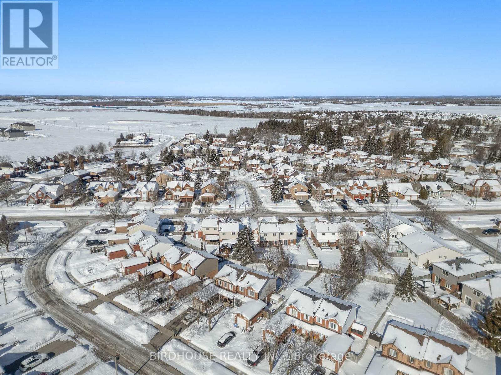 269 St. Joseph Road, Kawartha Lakes (Lindsay), Ontario  K9V 6E3 - Photo 37 - X12823614