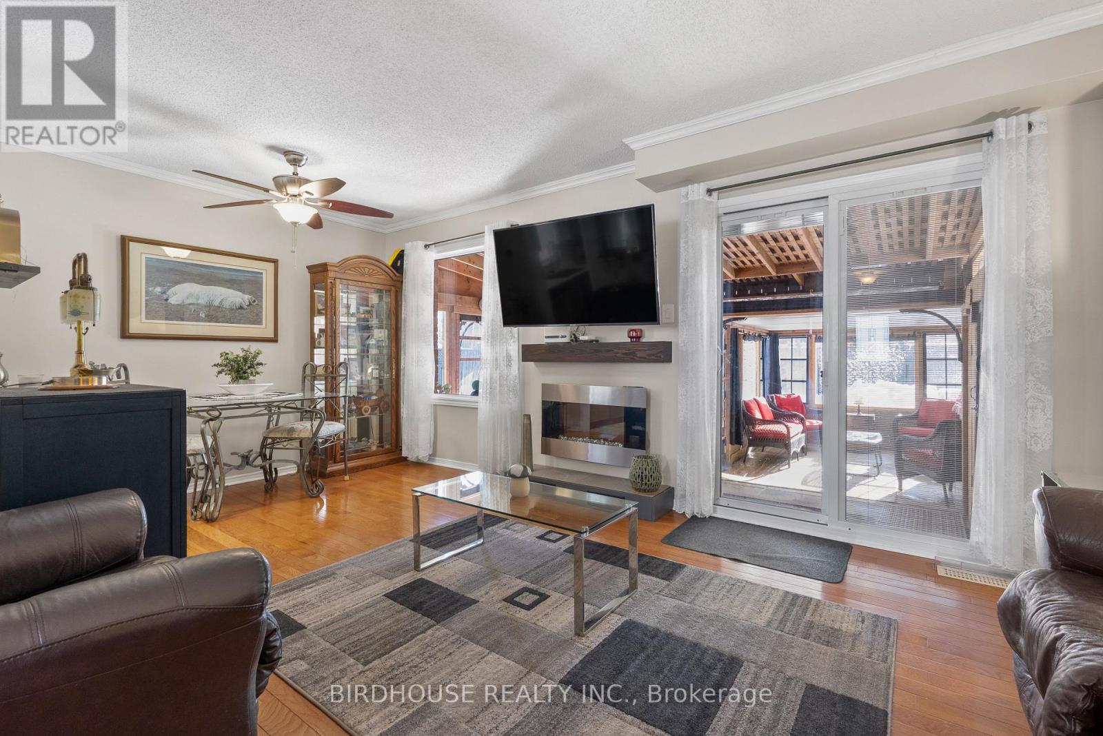 269 St. Joseph Road, Kawartha Lakes (Lindsay), Ontario  K9V 6E3 - Photo 8 - X12823614