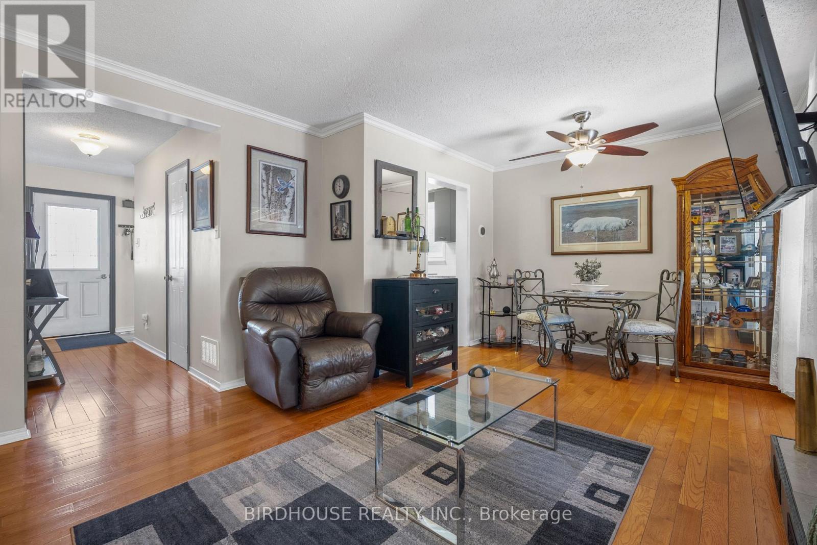 269 St. Joseph Road, Kawartha Lakes (Lindsay), Ontario  K9V 6E3 - Photo 9 - X12823614