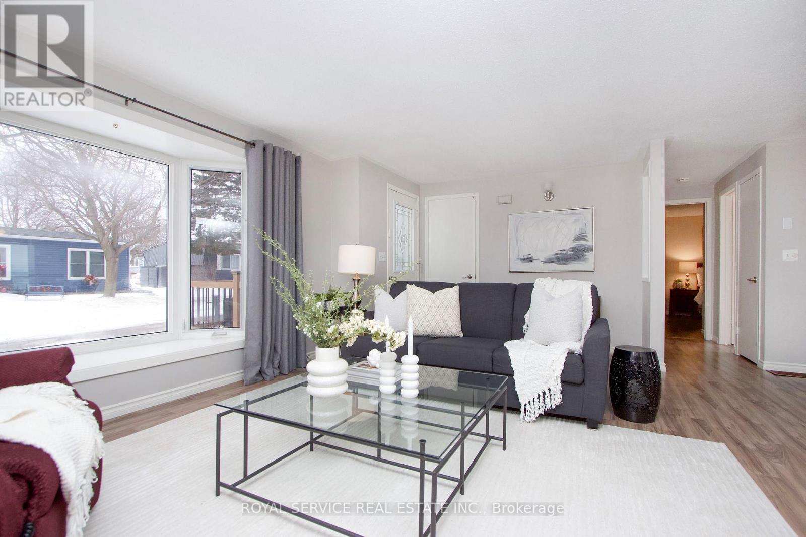 71 Bluffs Road, Clarington (Newcastle), Ontario  L1B 1A6 - Photo 9 - E12824080