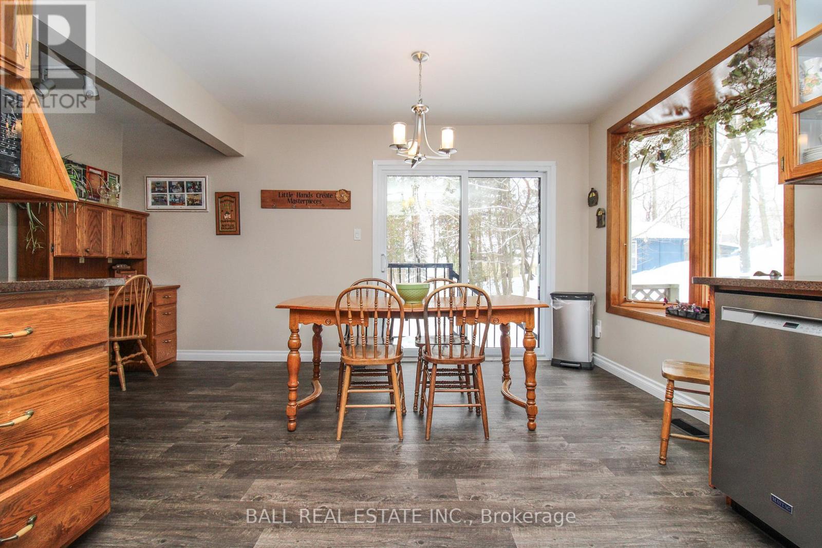 1559 Westbrook Drive, Peterborough (Monaghan Ward 2), Ontario  K9J 6R6 - Photo 14 - X12824096