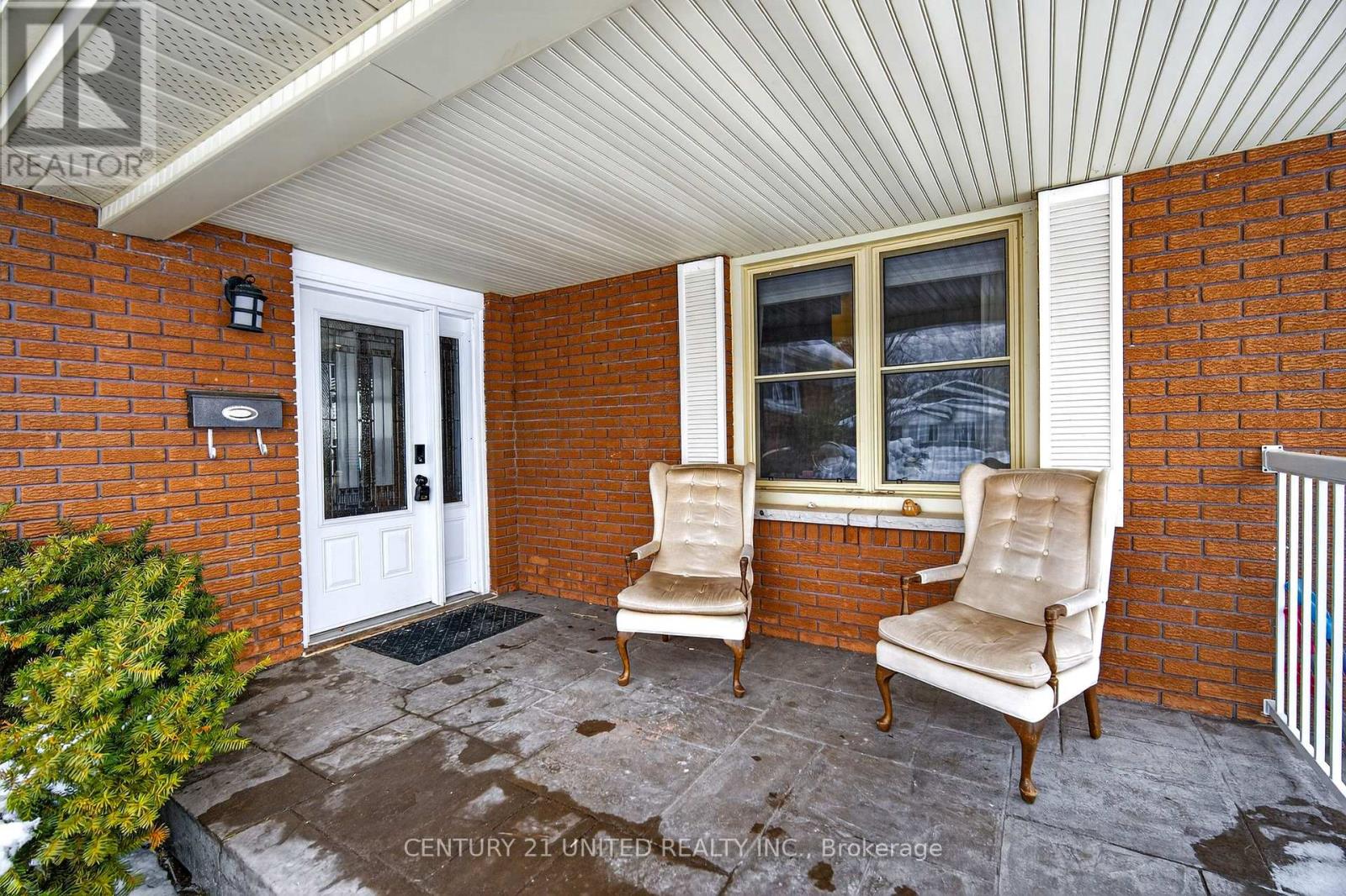 1268 Hopewell Avenue, Peterborough (Northcrest Ward 5), Ontario  K9H 6T3 - Photo 3 - X12824618