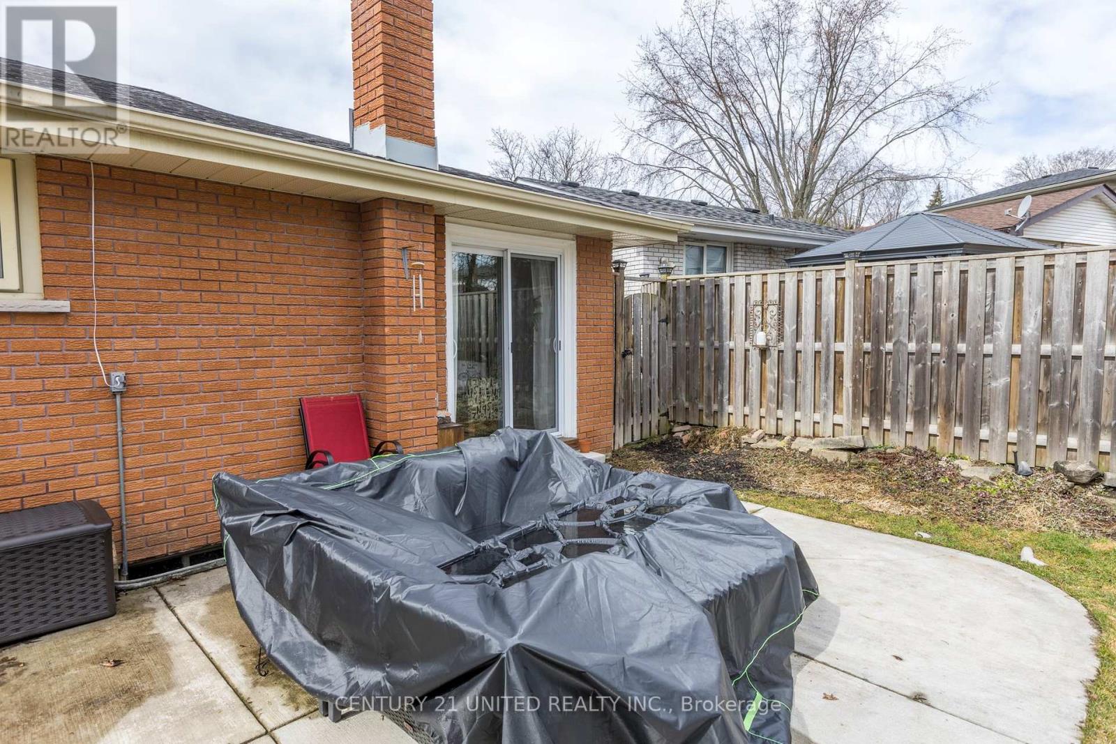 1268 Hopewell Avenue, Peterborough (Northcrest Ward 5), Ontario  K9H 6T3 - Photo 32 - X12824618