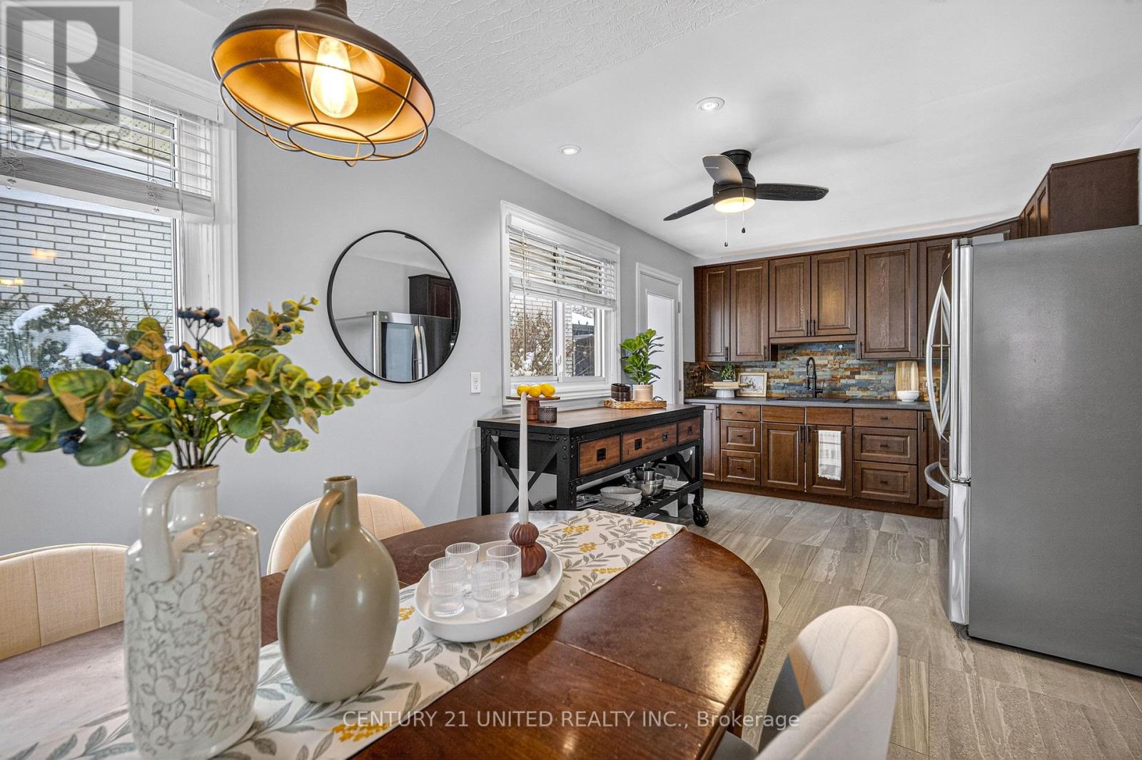 1268 Hopewell Avenue, Peterborough (Northcrest Ward 5), Ontario  K9H 6T3 - Photo 7 - X12824618