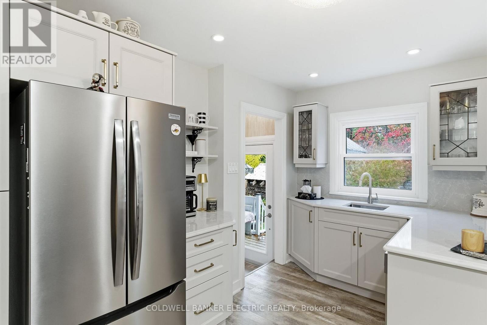 994 County Rd 19 Road, Selwyn, Ontario  K9J 6X2 - Photo 6 - X12824876