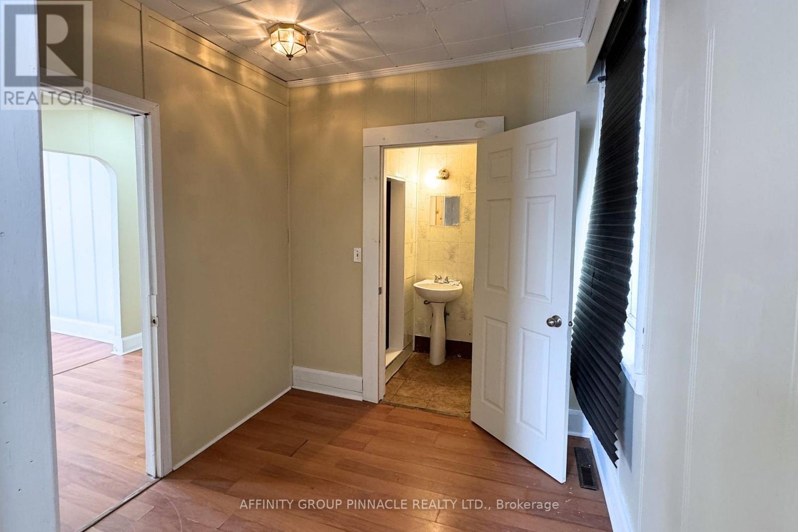 118 Lindsay Street S, Kawartha Lakes (Lindsay), Ontario  K9V 2M7 - Photo 10 - X12824888