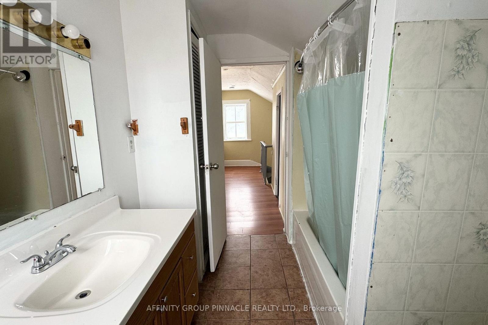 118 Lindsay Street S, Kawartha Lakes (Lindsay), Ontario  K9V 2M7 - Photo 21 - X12824888