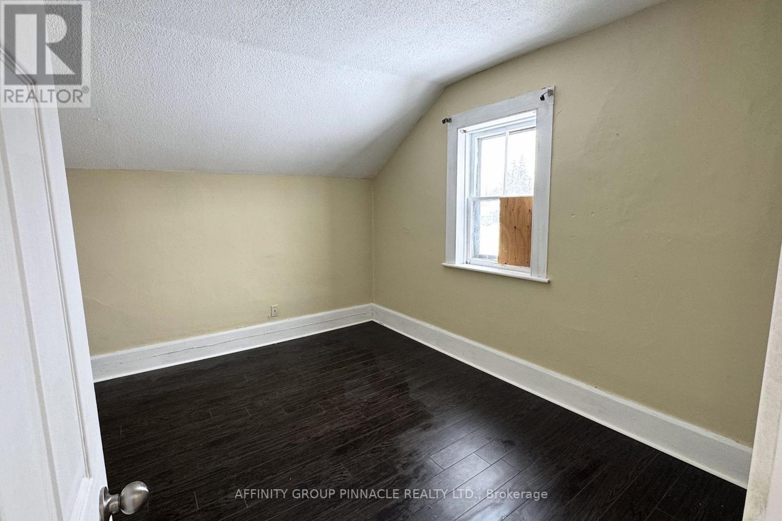 118 Lindsay Street S, Kawartha Lakes (Lindsay), Ontario  K9V 2M7 - Photo 25 - X12824888