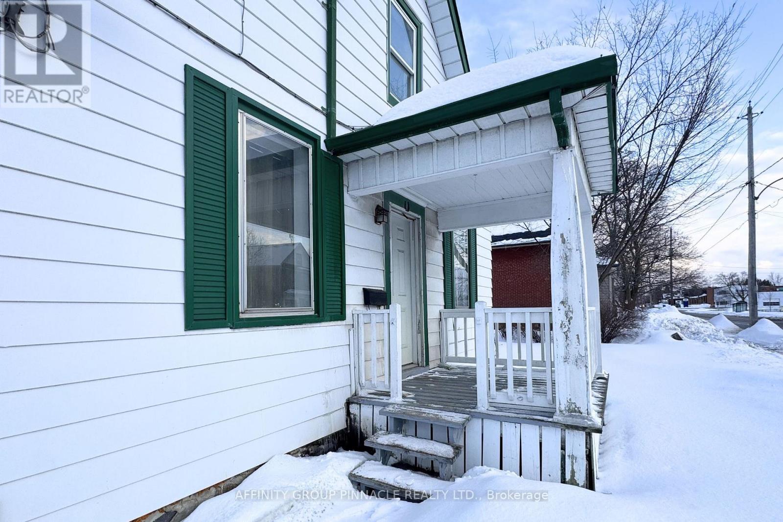 118 Lindsay Street S, Kawartha Lakes (Lindsay), Ontario  K9V 2M7 - Photo 6 - X12824888