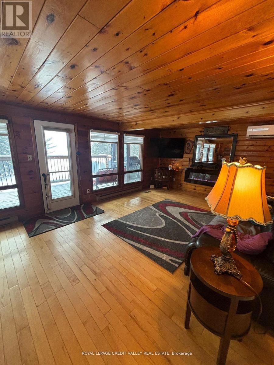 992 South Baptiste Lake Road, Hastings Highlands (Herschel Ward), Ontario  K0L 1C0 - Photo 12 - X12825088