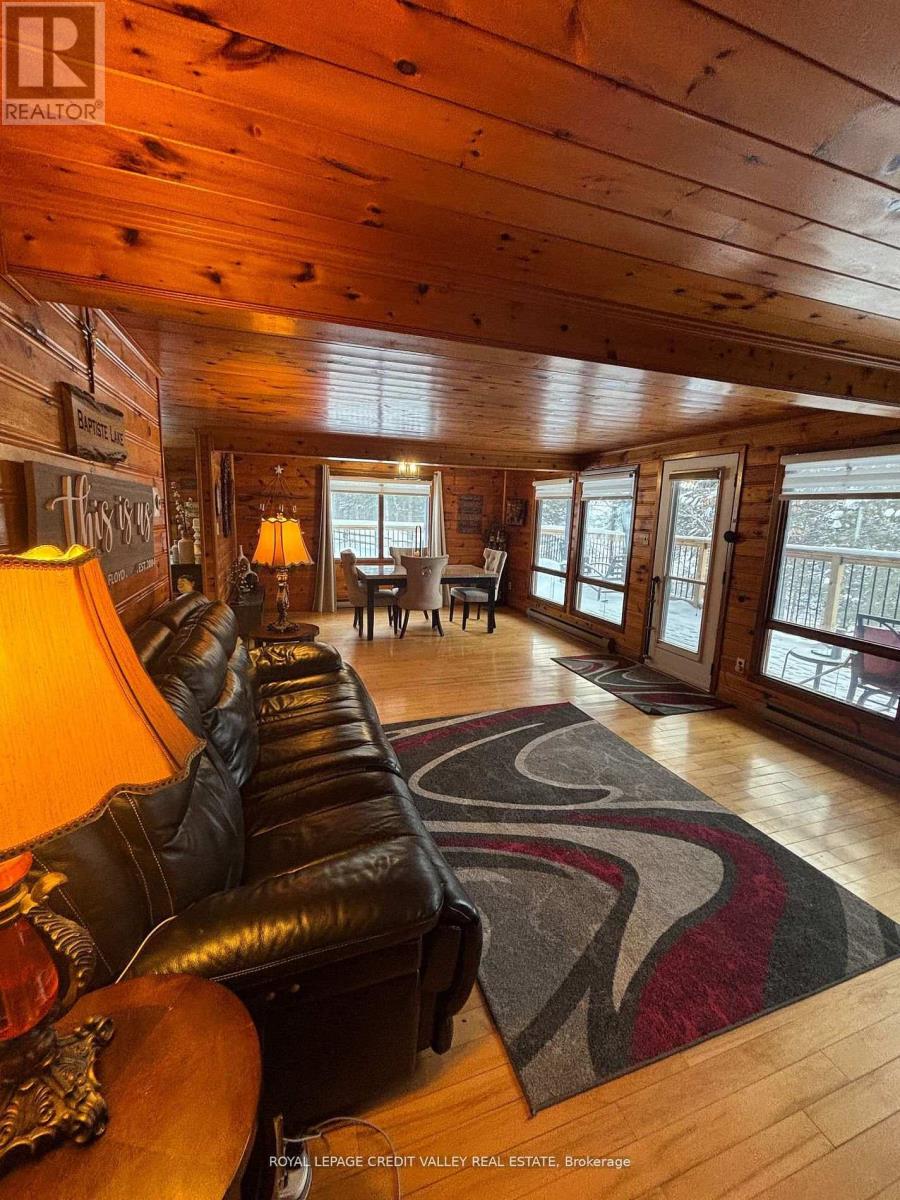 992 South Baptiste Lake Road, Hastings Highlands (Herschel Ward), Ontario  K0L 1C0 - Photo 16 - X12825088