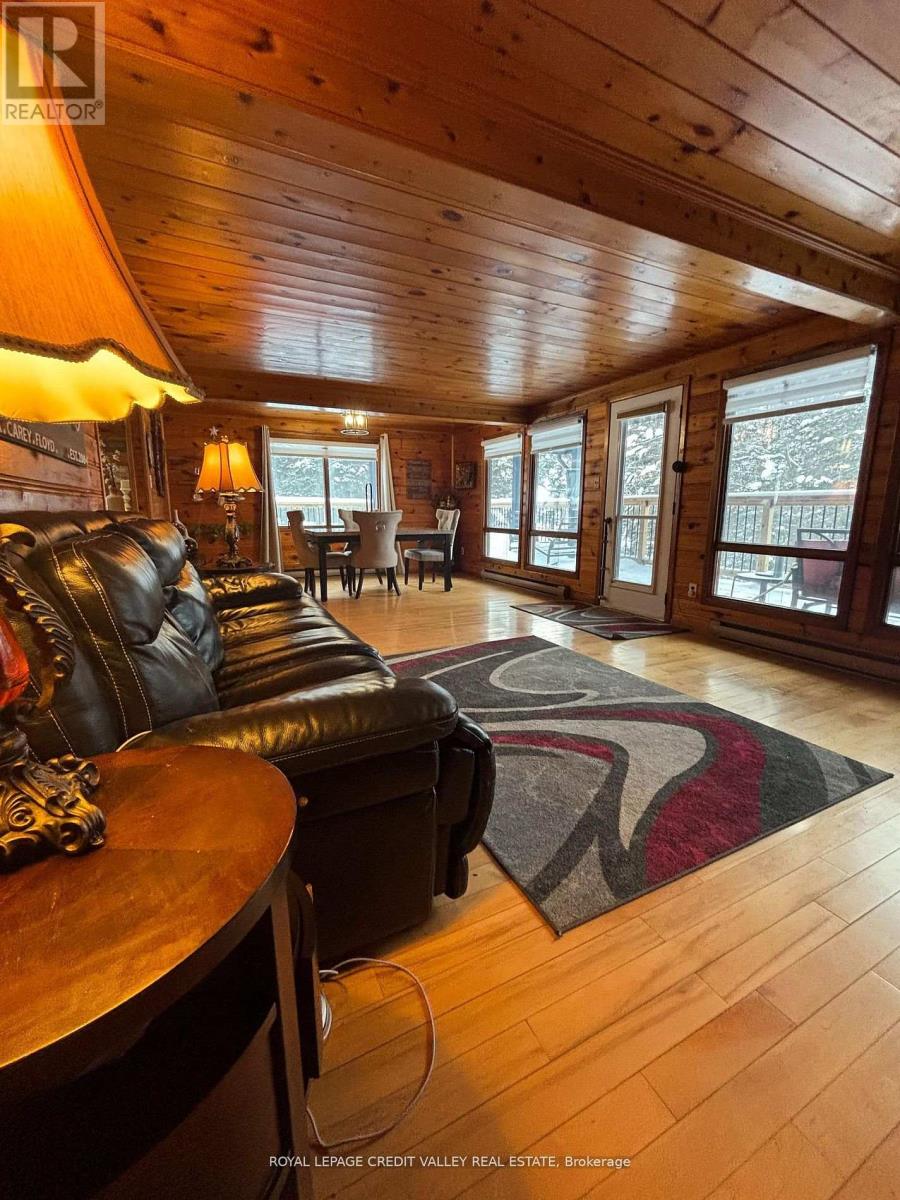 992 South Baptiste Lake Road, Hastings Highlands (Herschel Ward), Ontario  K0L 1C0 - Photo 17 - X12825088