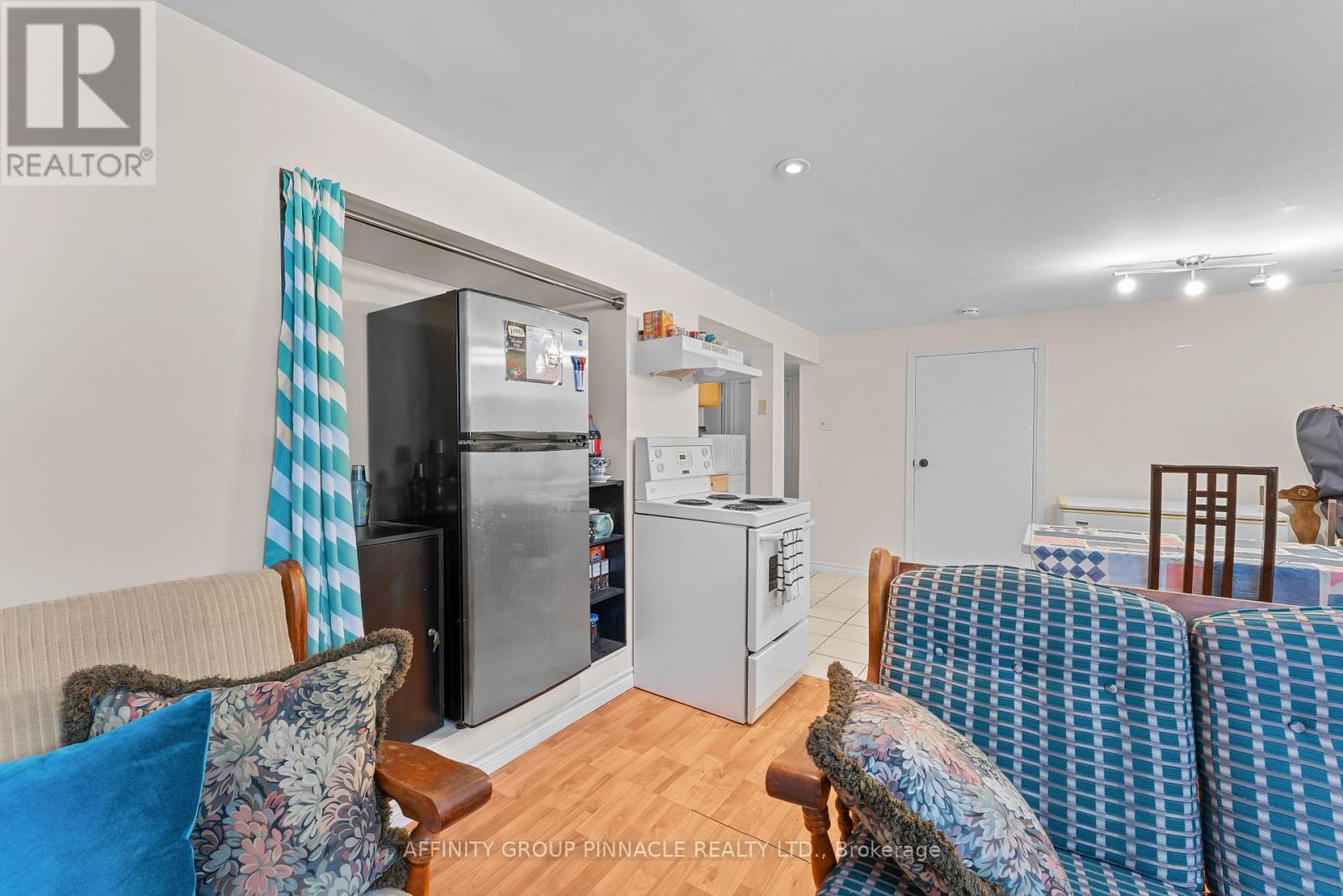 1096 Barnardo Avenue, Peterborough (Northcrest Ward 5), Ontario  K9H 5X2 - Photo 20 - X12826292