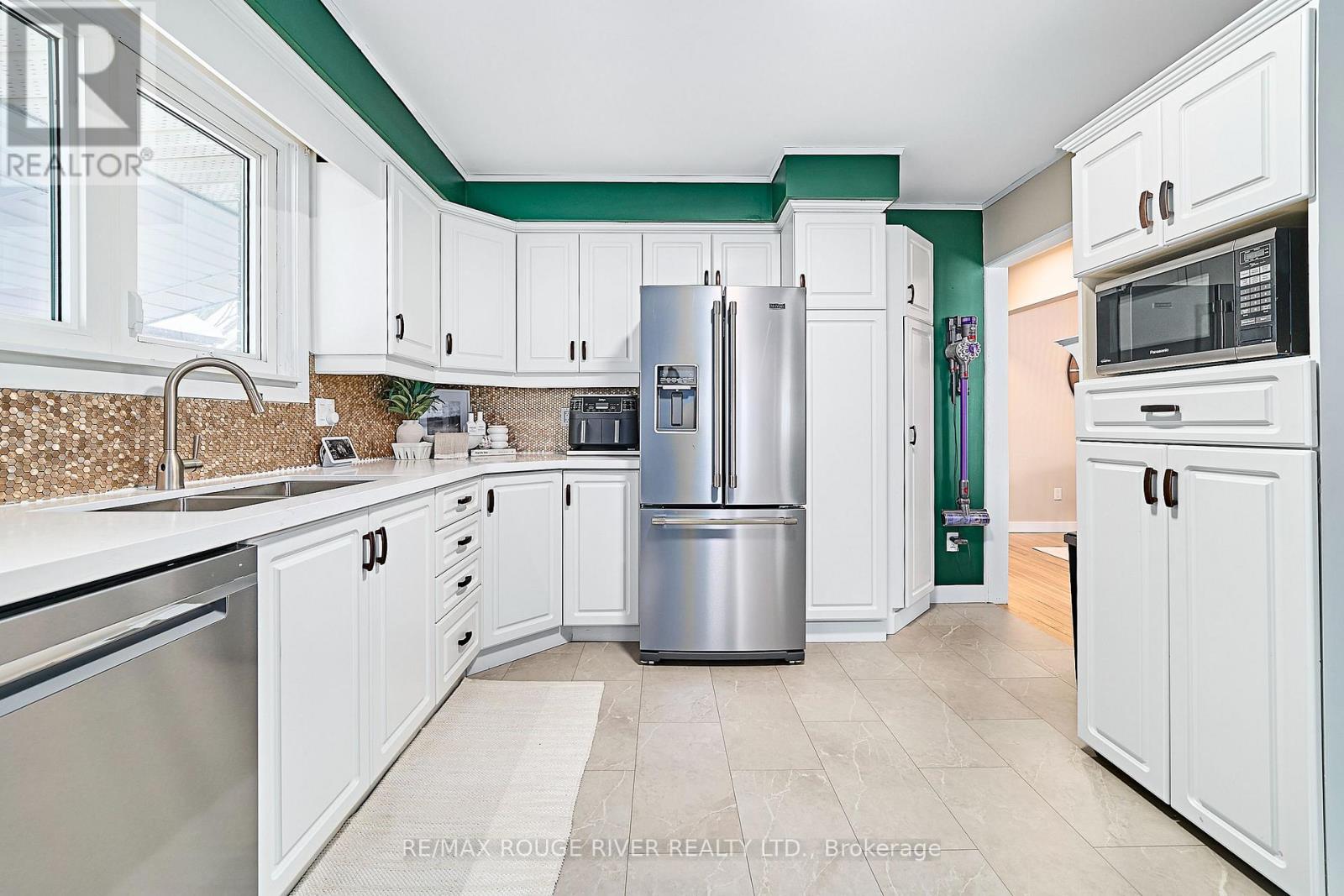 550 Garside Drive, Peterborough (Ashburnham Ward 4), Ontario  K9H 7C7 - Photo 23 - X12826360