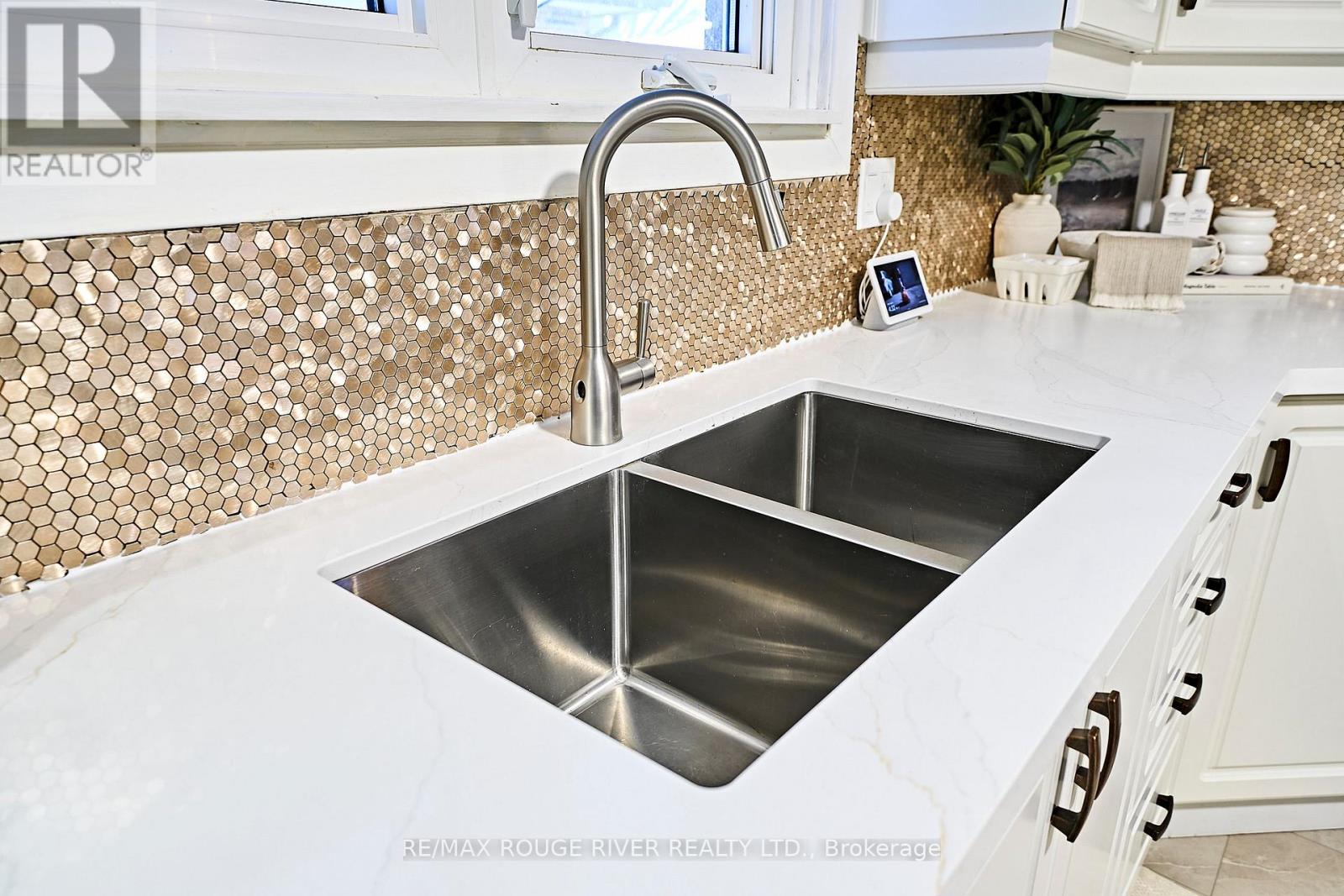 550 Garside Drive, Peterborough (Ashburnham Ward 4), Ontario  K9H 7C7 - Photo 24 - X12826360