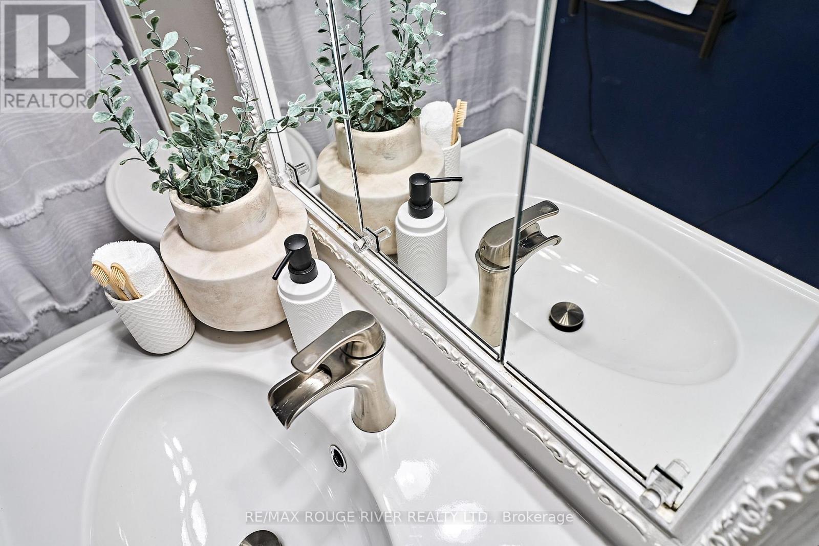 550 Garside Drive, Peterborough (Ashburnham Ward 4), Ontario  K9H 7C7 - Photo 28 - X12826360