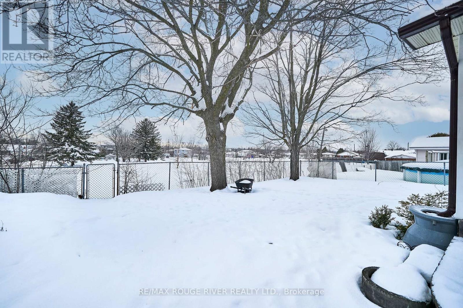 550 Garside Drive, Peterborough (Ashburnham Ward 4), Ontario  K9H 7C7 - Photo 37 - X12826360