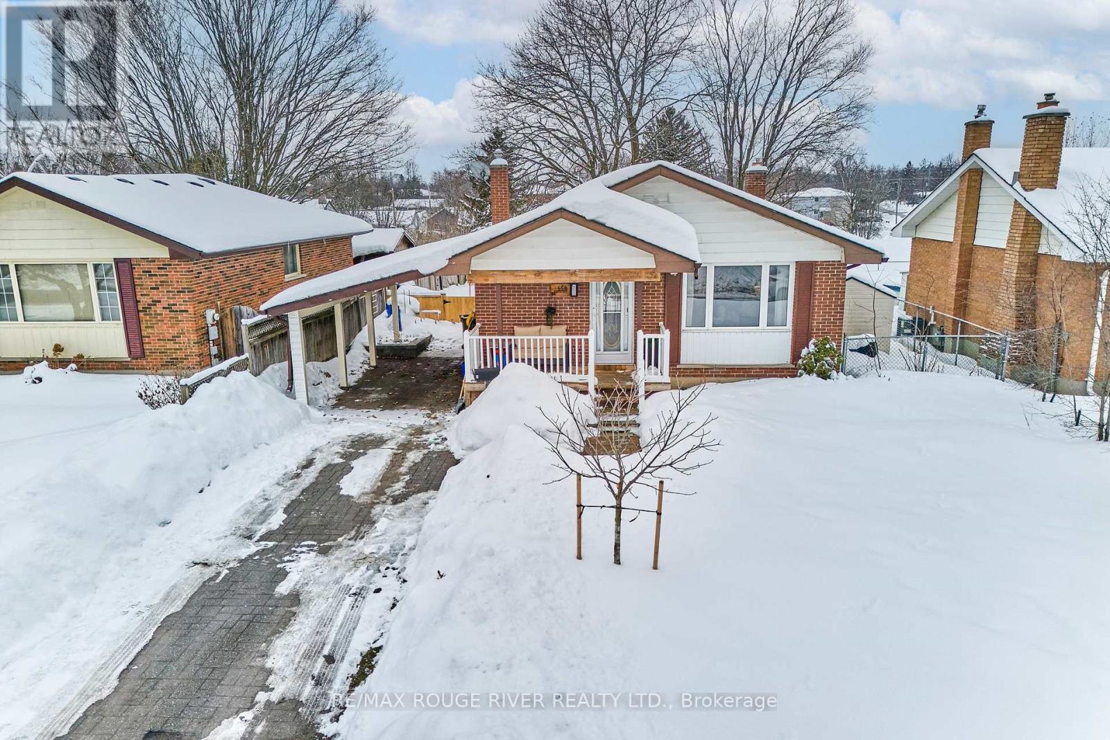 550 Garside Drive, Peterborough (Ashburnham Ward 4), Ontario  K9H 7C7 - Photo 4 - X12826360