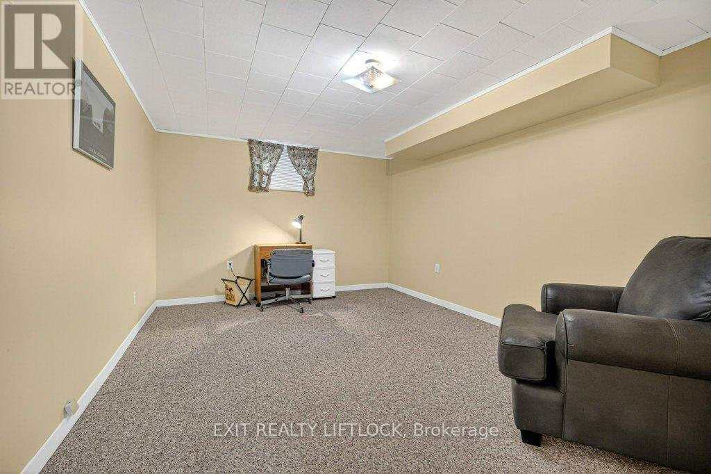 845 Stocker Road, Peterborough (Otonabee Ward 1), Ontario  K9J 5T2 - Photo 19 - X12826636