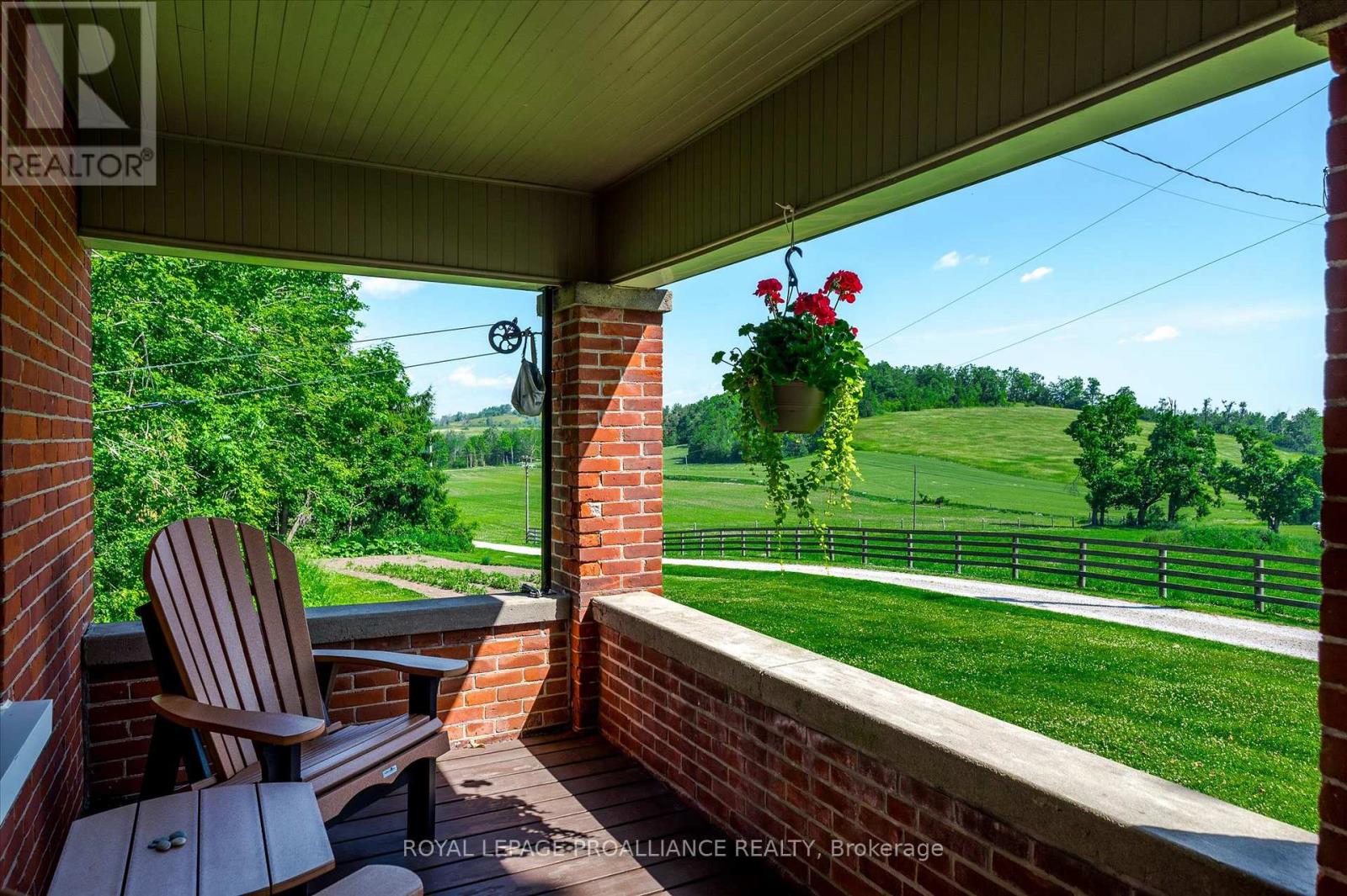 831 Bland Line, Cavan Monaghan (Cavan Twp), Ontario  L0A 1C0 - Photo 16 - X12827768