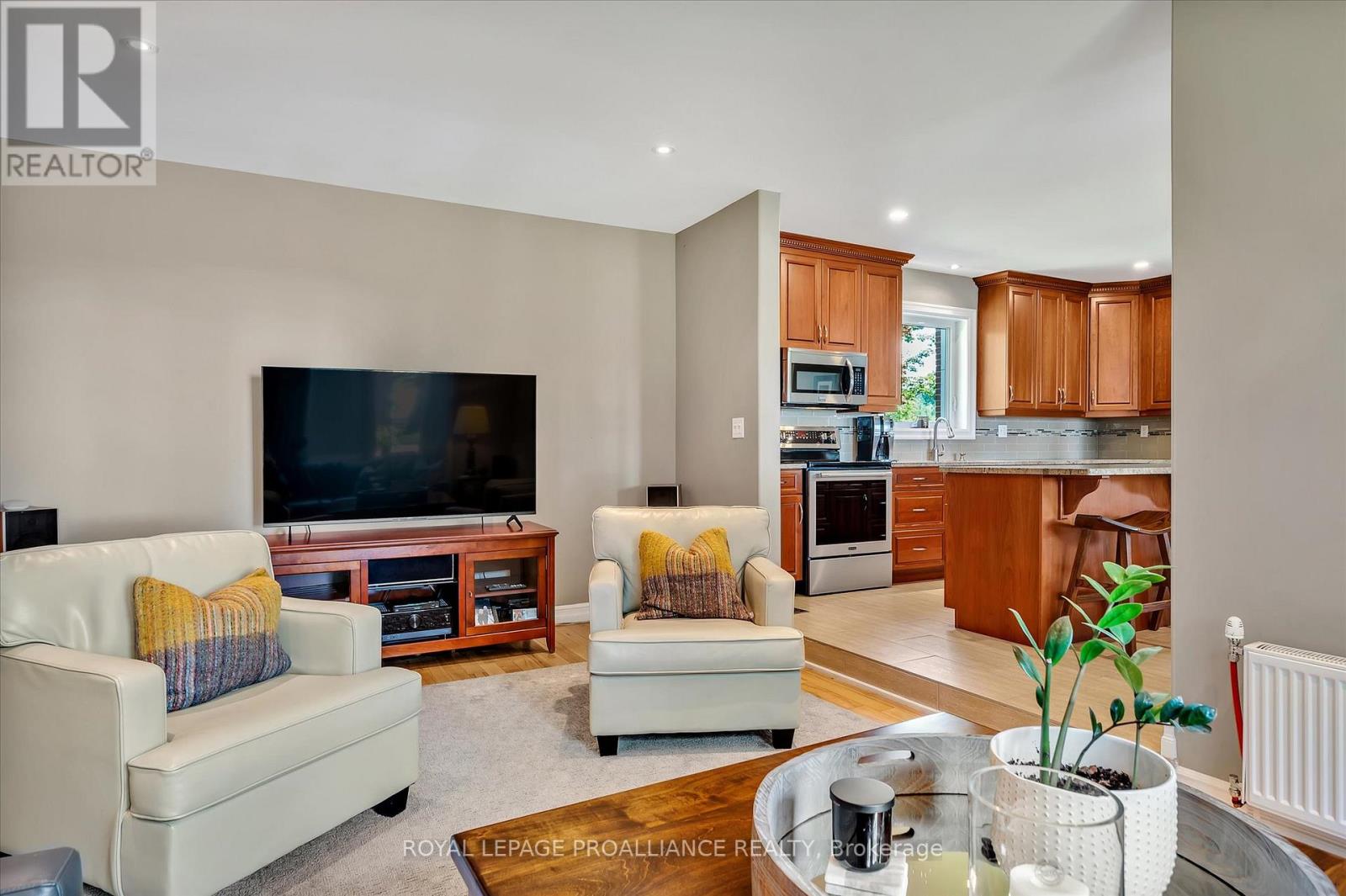 831 Bland Line, Cavan Monaghan (Cavan Twp), Ontario  L0A 1C0 - Photo 32 - X12827768