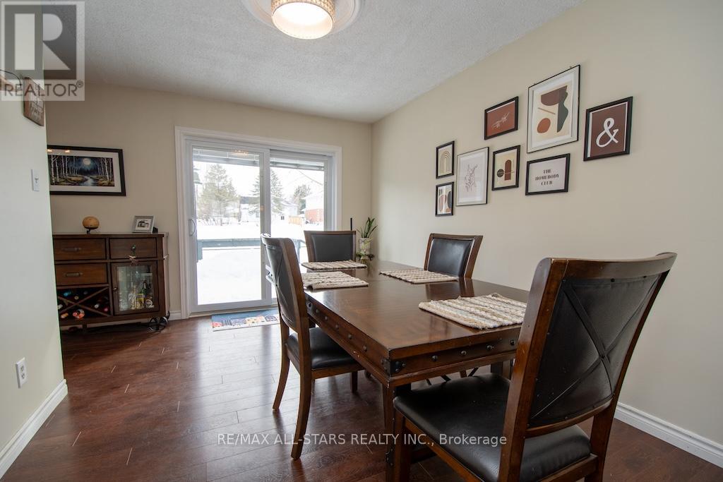 9 Don Court, Kawartha Lakes (Lindsay), Ontario  K9V 5T1 - Photo 13 - X12828068