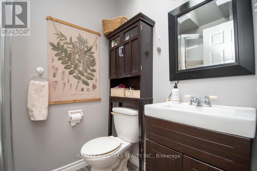 9 Don Court, Kawartha Lakes (Lindsay), Ontario  K9V 5T1 - Photo 19 - X12828068