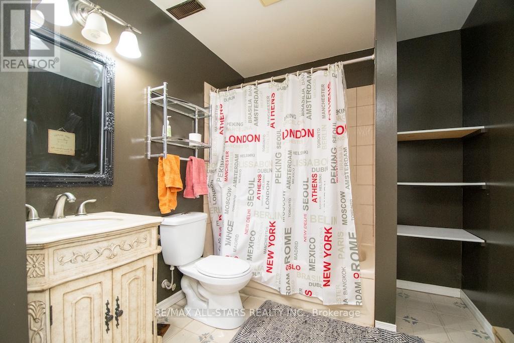 9 Don Court, Kawartha Lakes (Lindsay), Ontario  K9V 5T1 - Photo 25 - X12828068