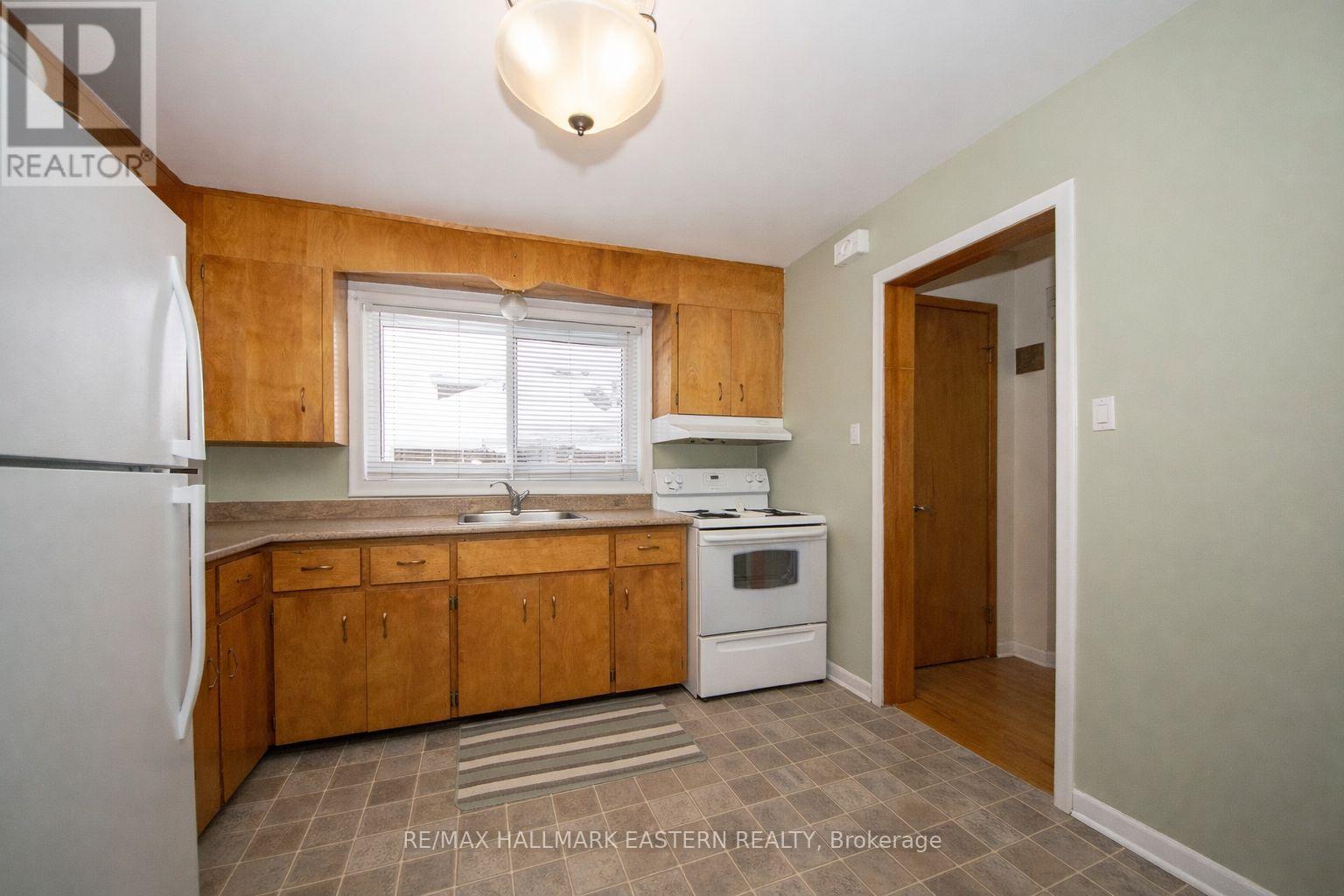 722 Chemong Road, Peterborough (Northcrest Ward 5), Ontario  K9H 5Y9 - Photo 11 - X12828300