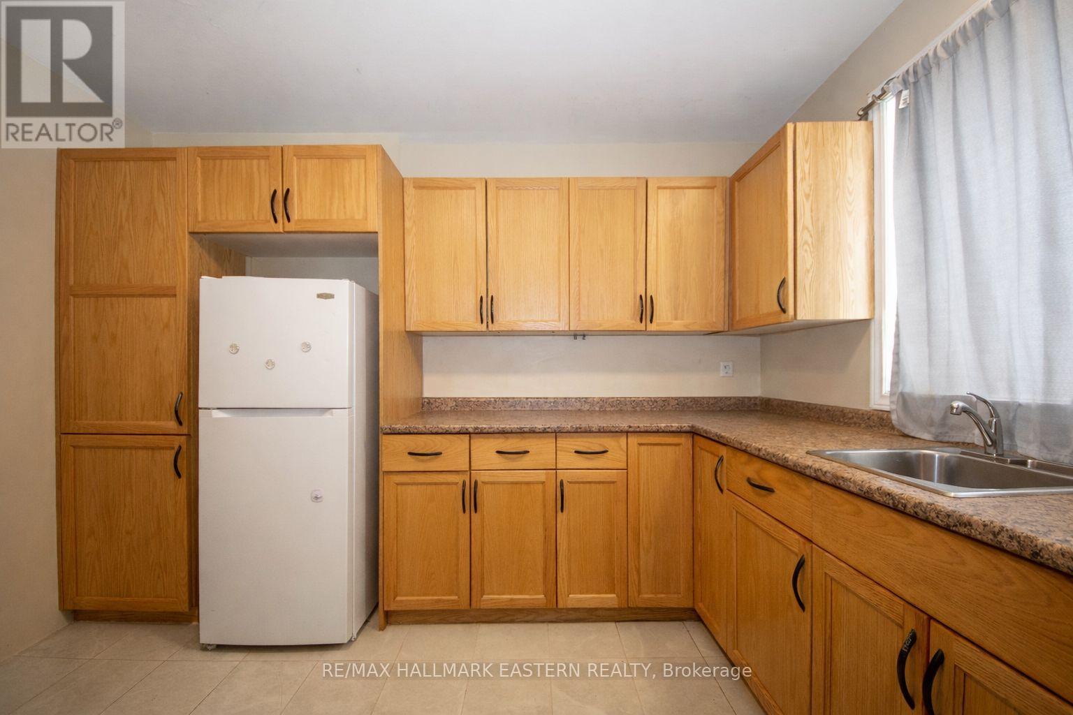 722 Chemong Road, Peterborough (Northcrest Ward 5), Ontario  K9H 5Y9 - Photo 17 - X12828300