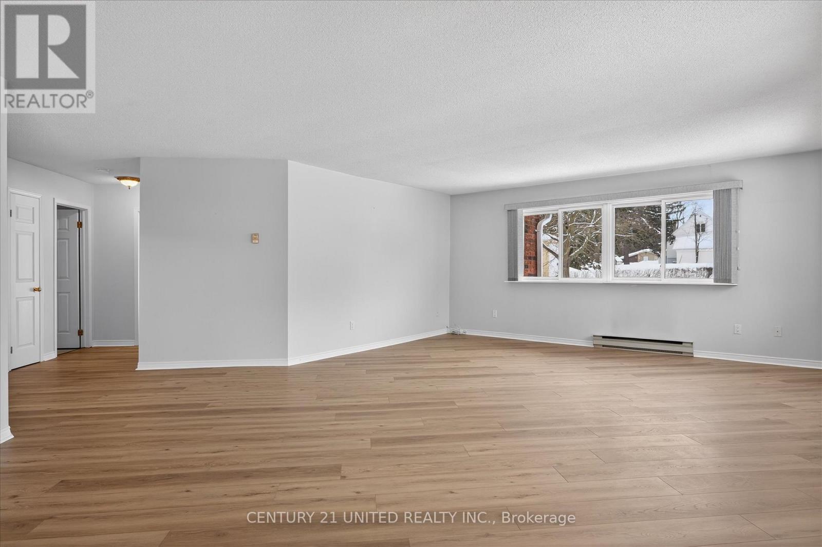 224 - 475 Parkhill Road W, Peterborough (Town Ward 3), Ontario  K9H 7M5 - Photo 13 - X12829520