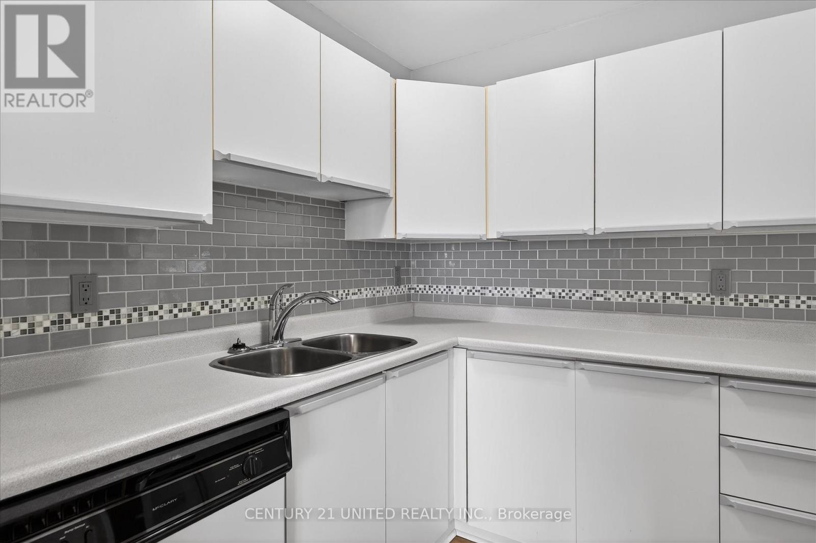 224 - 475 Parkhill Road W, Peterborough (Town Ward 3), Ontario  K9H 7M5 - Photo 28 - X12829520