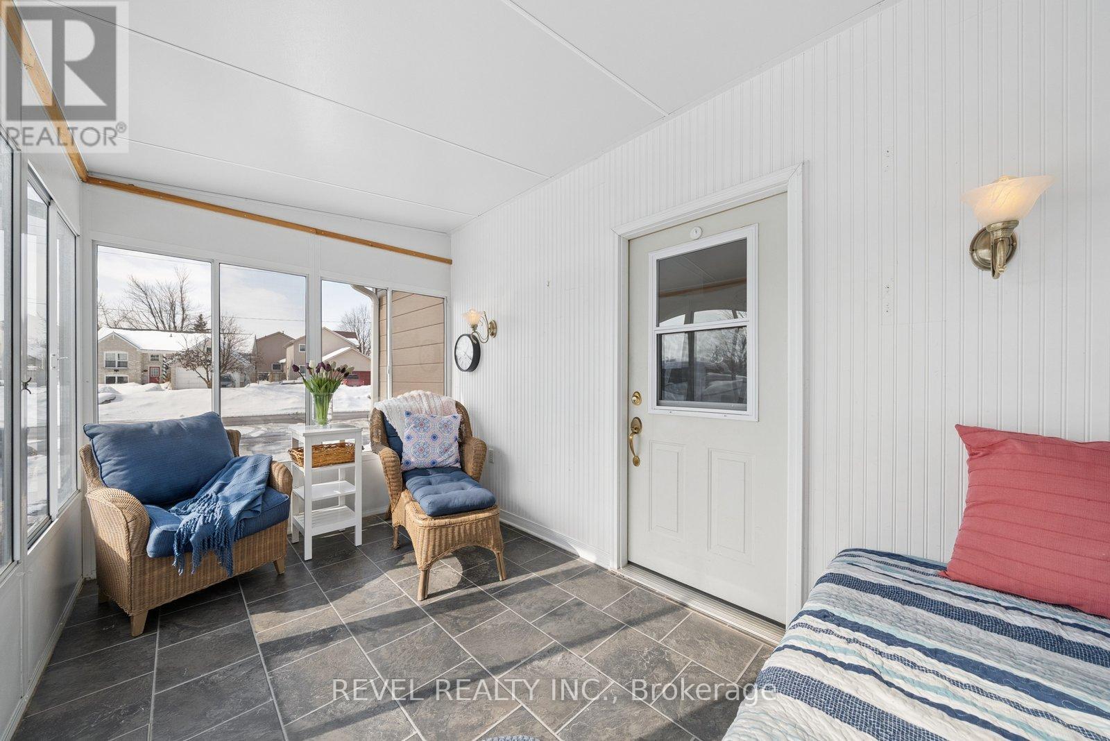 284 Victoria Avenue N, Kawartha Lakes (Lindsay), Ontario  K9V 6A8 - Photo 42 - X12829796