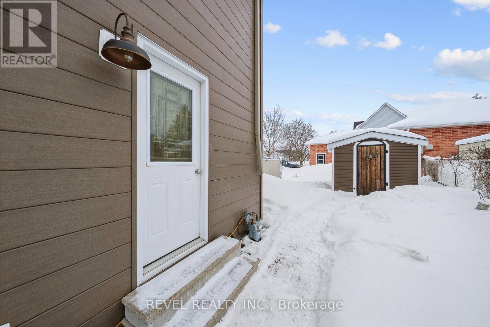 284 Victoria Avenue N, Kawartha Lakes (Lindsay), Ontario  K9V 6A8 - Photo 44 - X12829796