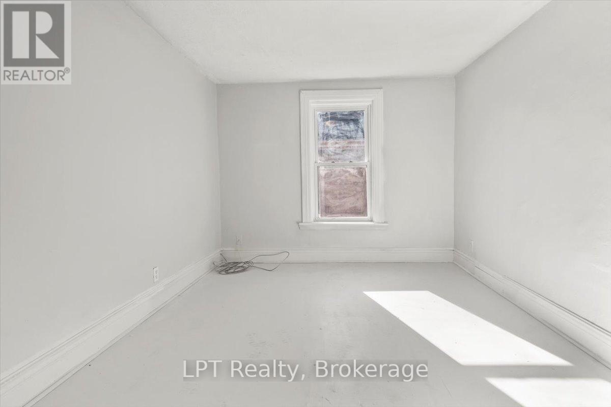 650 Armour Road, Peterborough (Ashburnham Ward 4), Ontario  K9H 1Z4 - Photo 22 - X12829962