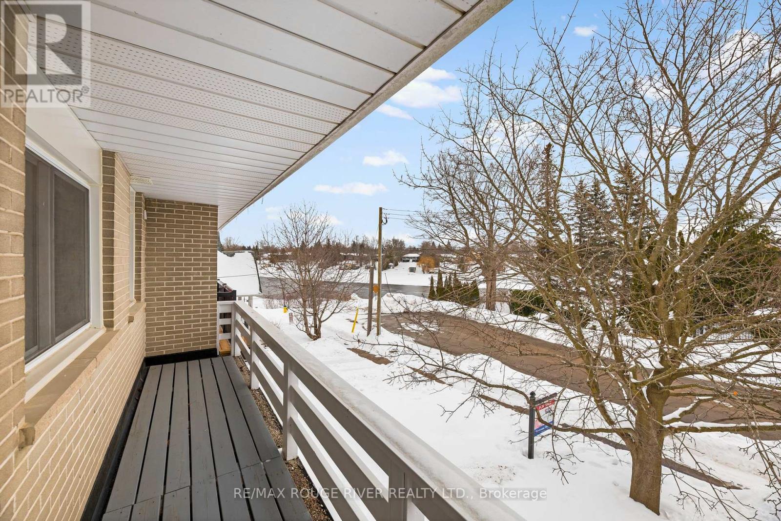 128 Fradette Avenue, Peterborough (Otonabee Ward 1), Ontario  K9J 1T5 - Photo 24 - X12829992