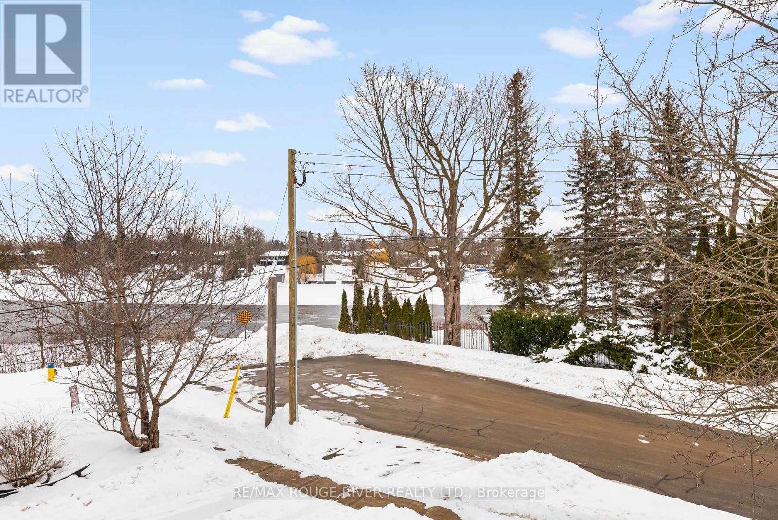 128 Fradette Avenue, Peterborough (Otonabee Ward 1), Ontario  K9J 1T5 - Photo 27 - X12829992