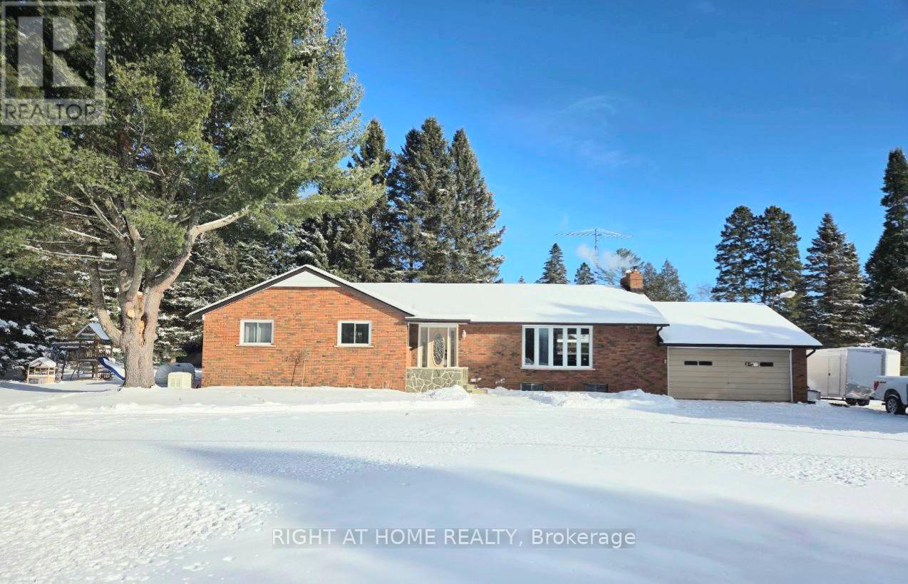 1012 Clement Lake Road, Highlands East (Monmouth), Ontario  K0L 3C0 - Photo 31 - X12830972