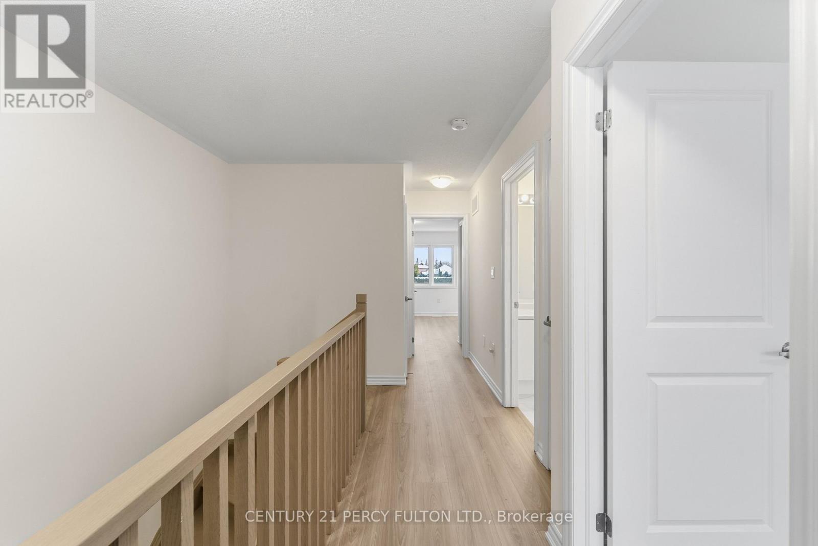 34 Hickey Lane, Kawartha Lakes (Lindsay), Ontario  K9V 0T2 - Photo 11 - X12831548