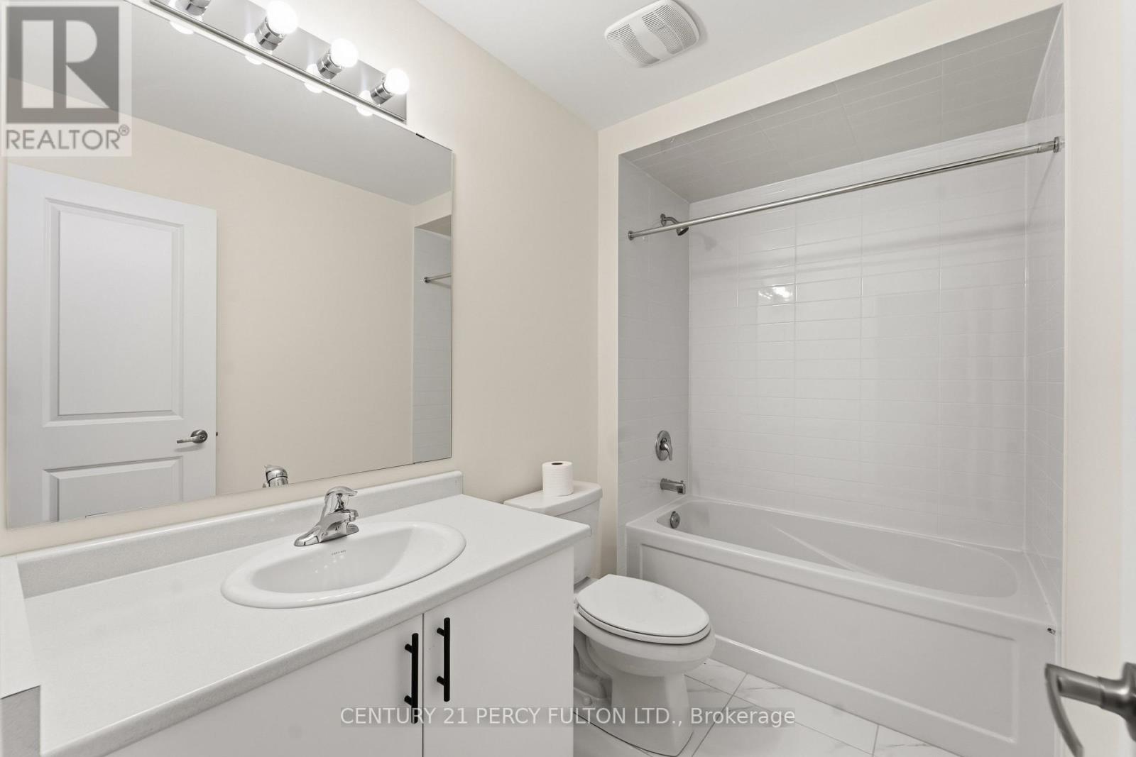 34 Hickey Lane, Kawartha Lakes (Lindsay), Ontario  K9V 0T2 - Photo 16 - X12831548