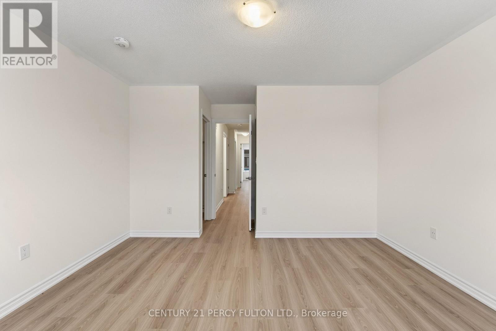 34 Hickey Lane, Kawartha Lakes (Lindsay), Ontario  K9V 0T2 - Photo 19 - X12831548