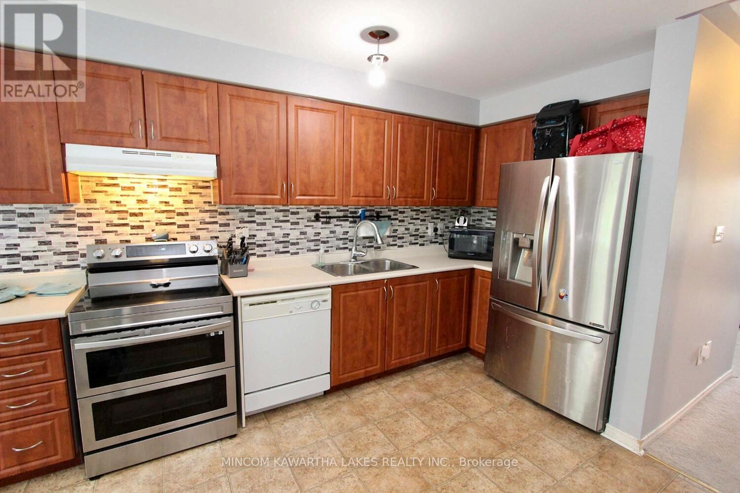 67 Brookside Street, Cavan Monaghan (Millbrook Village), Ontario  L0A 1G0 - Photo 10 - X12832294